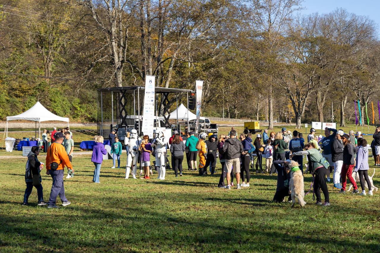 Shield for Shelter Solaren Serves Safe Haven for its 20th Annual Hike Shield for Shelter Solaren Serves Safe Haven for its 20th Annual Hike